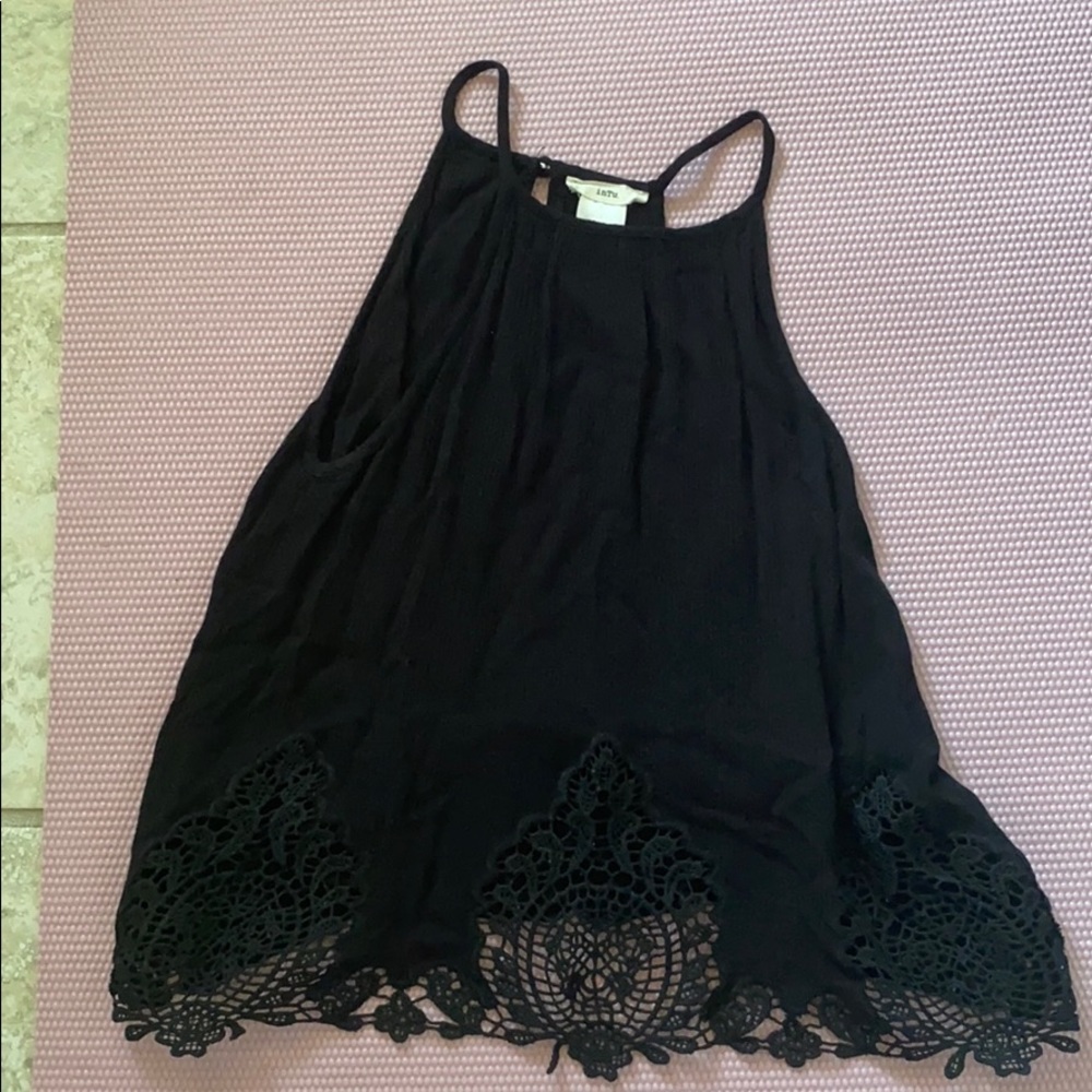Black Tank